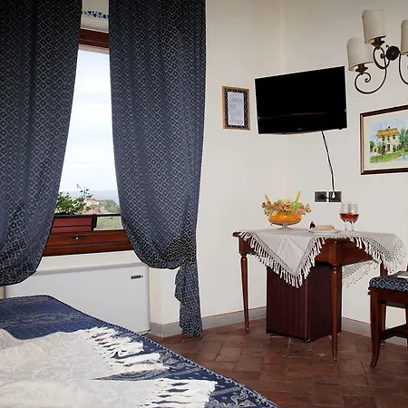 Podere Sant'elena Country house *